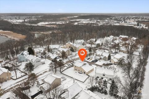 Tiny photo for 157 N Crooked Lake Lane, Lindenhurst, IL 60046 (MLS # 12587070)