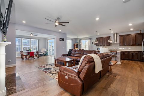 Tiny photo for 8502 Wellington Drive, Joliet, IL 60431 (MLS # 12542008)