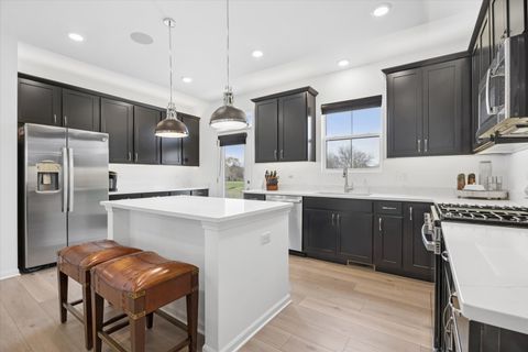 Tiny photo for 4474 Chelsea Manor Circle, Aurora, IL 60504 (MLS # 12599649)