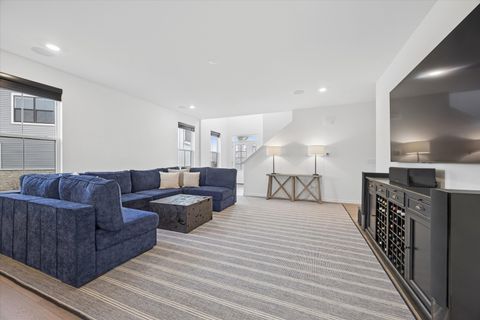 Tiny photo for 4474 Chelsea Manor Circle, Aurora, IL 60504 (MLS # 12599649)