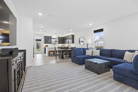 Tiny photo for 4474 Chelsea Manor Circle, Aurora, IL 60504 (MLS # 12599649)