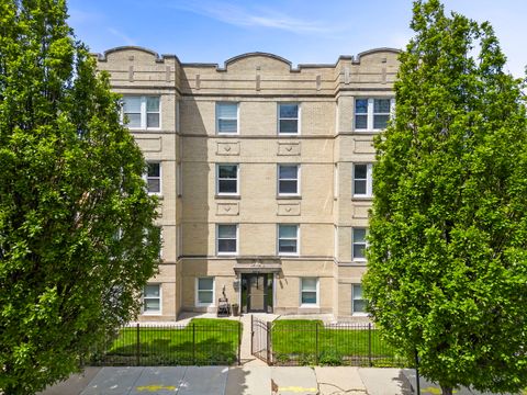 Photo of 5054 N Troy Street #3, Chicago, IL 60625 (MLS # 12395919)