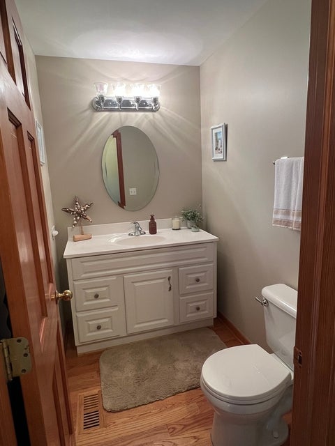 Tiny photo for 413 Country Lane Court, Wauconda, IL 60084 (MLS # 12773840)