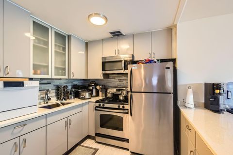 Tiny photo for 5100 N Sheridan Road #410, Chicago, IL 60640 (MLS # 12403491)