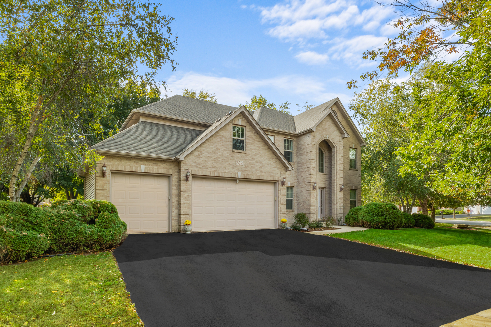 238 Willowwood Drive