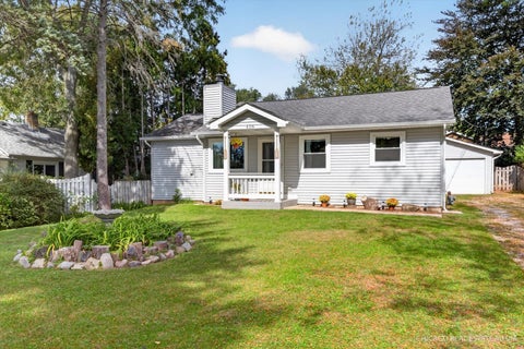 Tiny photo for 406 Woodbine Avenue, Island Lake, IL 60042 (MLS # 12777168)