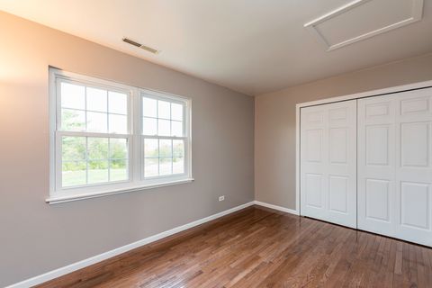 Tiny photo for 2009 Countryside Lane, Round Lake Beach, IL 60073 (MLS # 12504717)