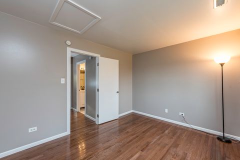 Tiny photo for 2009 Countryside Lane, Round Lake Beach, IL 60073 (MLS # 12504717)