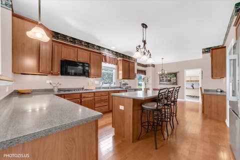 Tiny photo for 157 Primrose Lane, Bartlett, IL 60103 (MLS # 12735451)