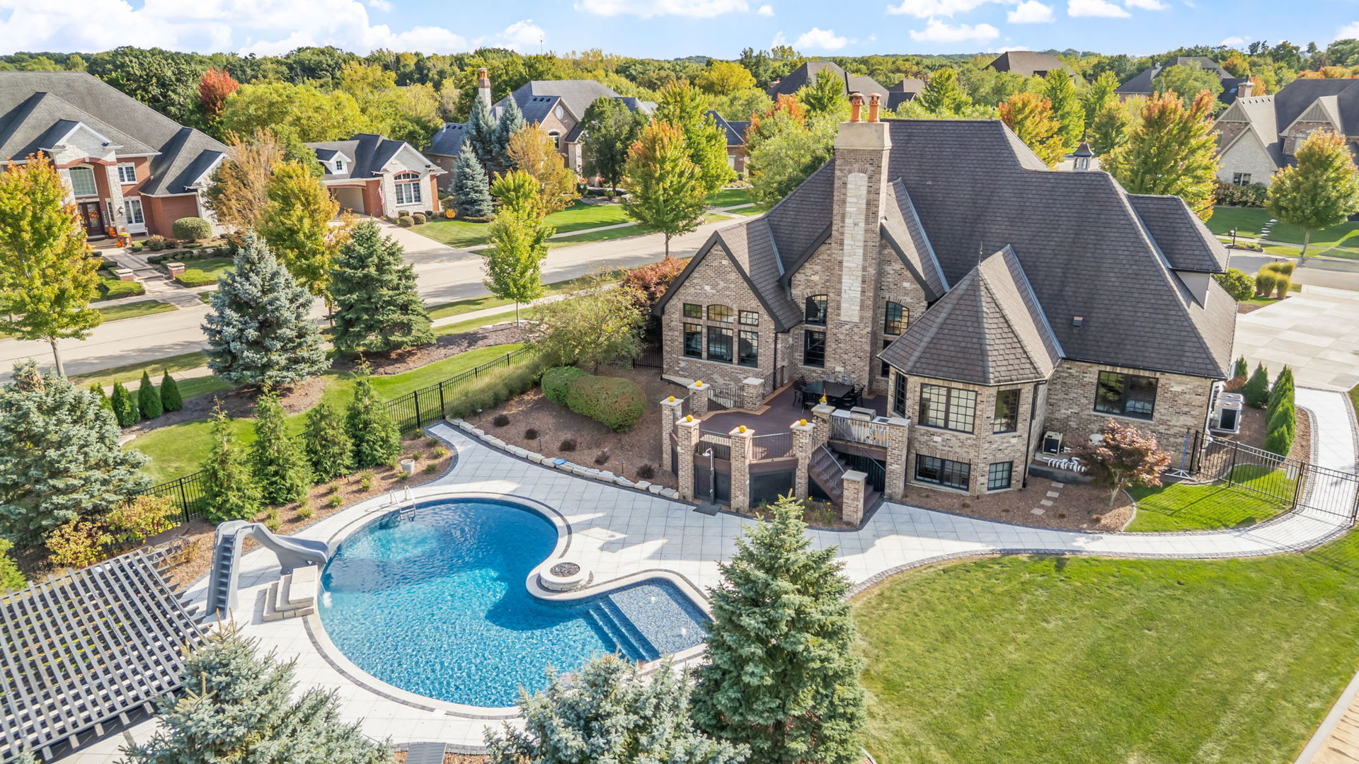 12526 Surrey Court