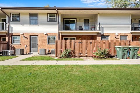 A home in Elk Grove Village