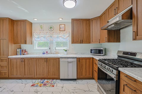Tiny photo for 1429 Ridgeway Avenue, Round Lake Beach, IL 60073 (MLS # 12732290)