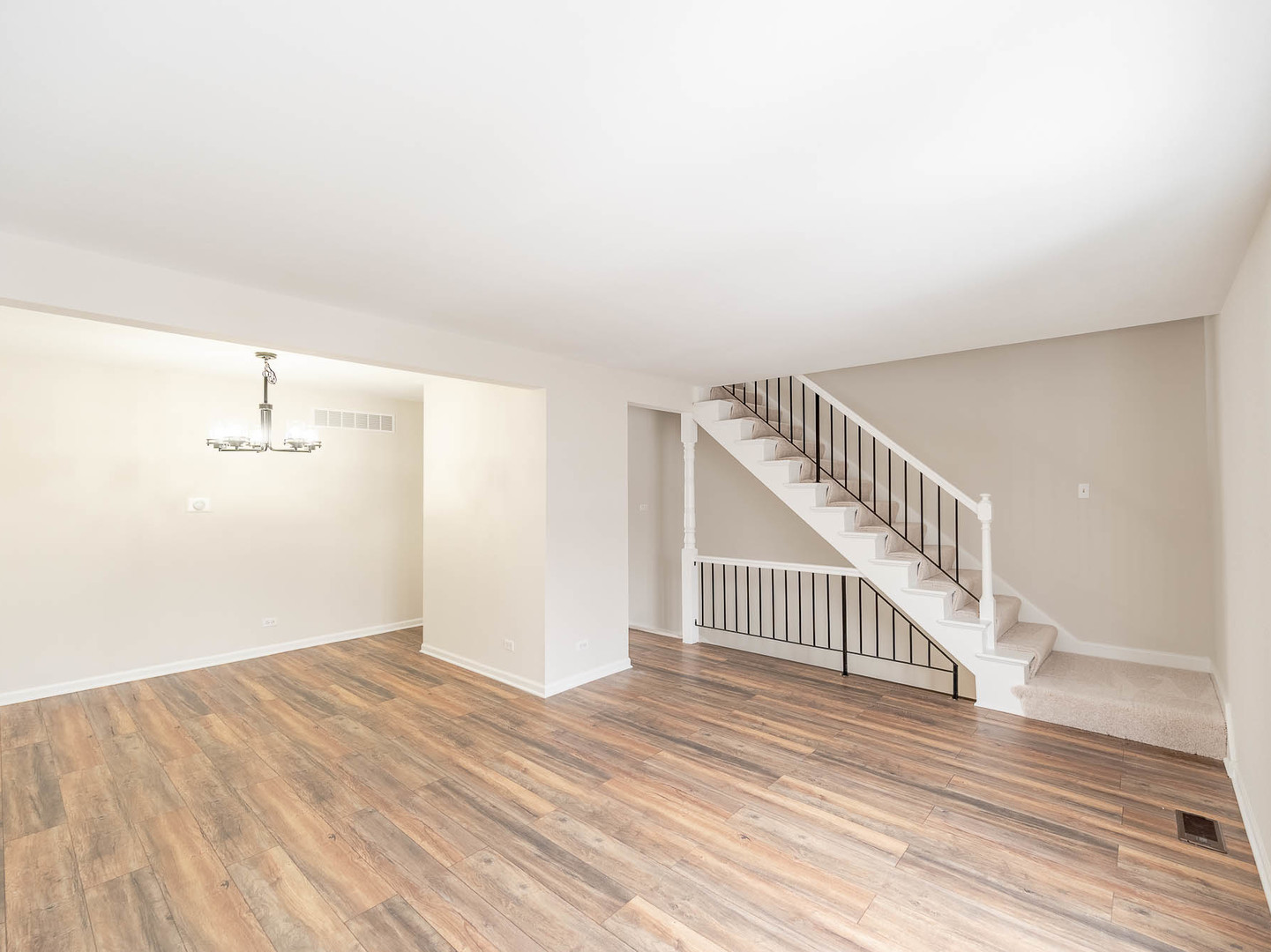 1933 Williamsburg Drive