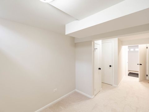 Tiny photo for 1933 Williamsburg Drive, Hoffman Estates, IL 60169 (MLS # 12543534)