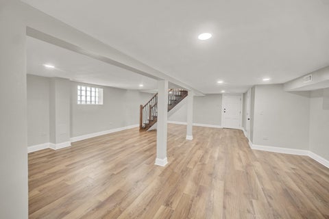 Tiny photo for 7707 S Ridgeland Avenue, Chicago, IL 60649 (MLS # 12745632)