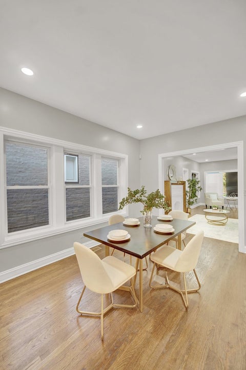 Tiny photo for 7707 S Ridgeland Avenue, Chicago, IL 60649 (MLS # 12745632)