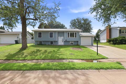 Tiny photo for 5010 N Harrison Street, Davenport, IA 52806 (MLS # 12714409)