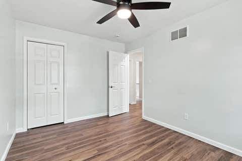 Tiny photo for 5010 N Harrison Street, Davenport, IA 52806 (MLS # 12714409)