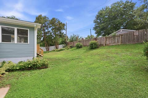 Tiny photo for 5010 N Harrison Street, Davenport, IA 52806 (MLS # 12714409)
