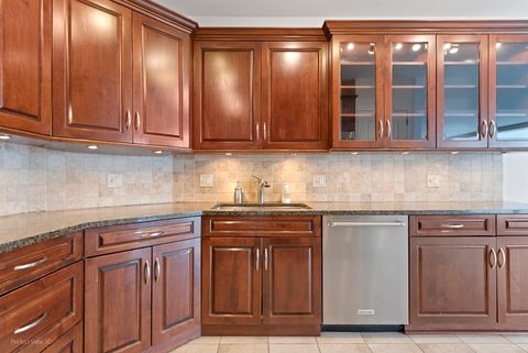 Tiny photo for 3200 N Lake Shore Drive #307, Chicago, IL 60657 (MLS # 12586087)