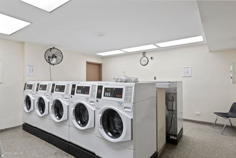 Tiny photo for 3200 N Lake Shore Drive #307, Chicago, IL 60657 (MLS # 12586087)