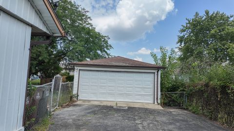 Tiny photo for 4700 Salem Court, Richton Park, IL 60471 (MLS # 12448075)