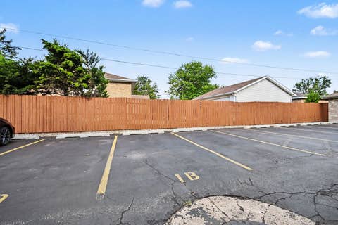 Tiny photo for 8650 Laporte Avenue #1B, Burbank, IL 60459 (MLS # 12714665)