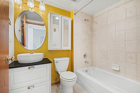 Tiny photo for 8650 Laporte Avenue #1B, Burbank, IL 60459 (MLS # 12714665)