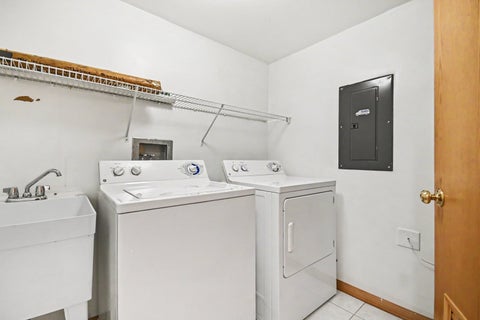 Tiny photo for 8650 Laporte Avenue #1B, Burbank, IL 60459 (MLS # 12714665)