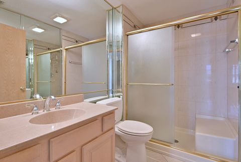 Tiny photo for 1745 Pavilion Way #502, Park Ridge, IL 60068 (MLS # 12517152)