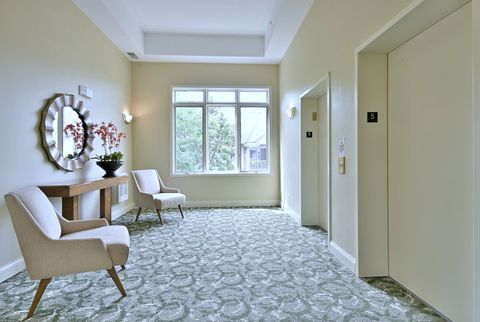 Tiny photo for 1745 Pavilion Way #502, Park Ridge, IL 60068 (MLS # 12517152)