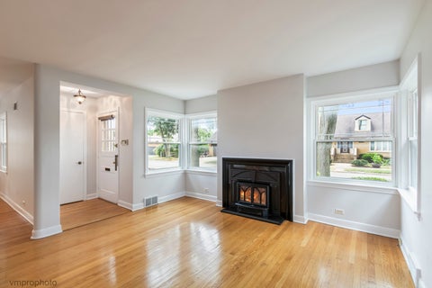 Tiny photo for 1501 N Jackson Avenue, River Forest, IL 60305 (MLS # 12760933)