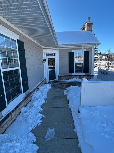 Tiny photo for 640 Schumann Street, Woodstock, IL 60098 (MLS # 12527971)