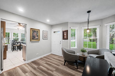 Tiny photo for 166 White Branch Court, Buffalo Grove, IL 60089 (MLS # 12718851)