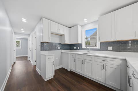 Tiny photo for 2016 W 52nd Street, Chicago, IL 60609 (MLS # 12718256)