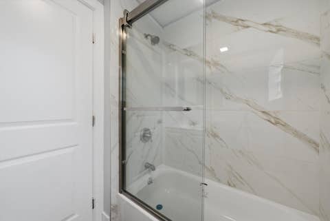Tiny photo for 2016 W 52nd Street, Chicago, IL 60609 (MLS # 12718256)