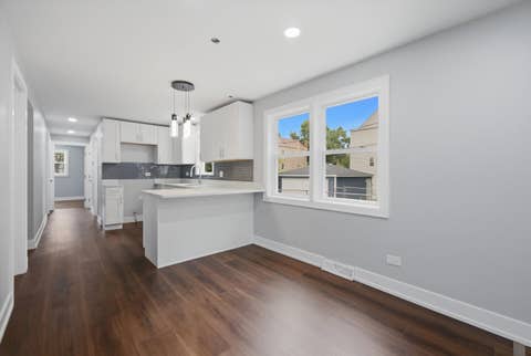 Tiny photo for 2016 W 52nd Street, Chicago, IL 60609 (MLS # 12718256)