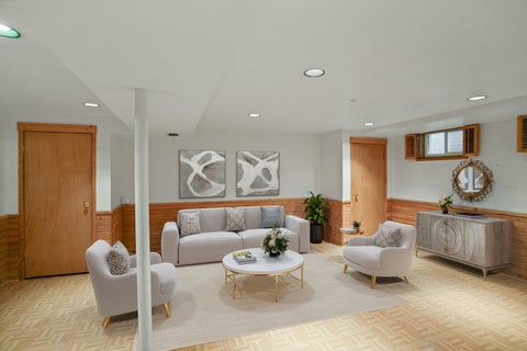 Tiny photo for 1419 W Saint James Place, Arlington Heights, IL 60005 (MLS # 12750023)
