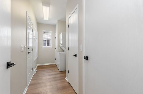 Tiny photo for 115 Hunter Court, Grayslake, IL 60030 (MLS # 12579291)