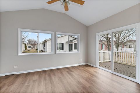 Tiny photo for 115 Hunter Court, Grayslake, IL 60030 (MLS # 12579291)