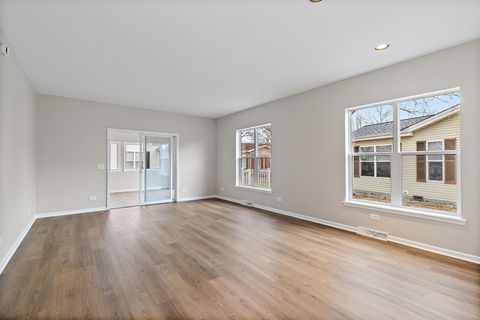 Tiny photo for 115 Hunter Court, Grayslake, IL 60030 (MLS # 12579291)