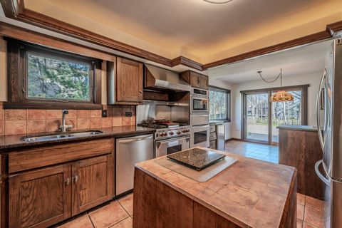 Tiny photo for 731 E Gartner Road, Naperville, IL 60540 (MLS # 12601095)