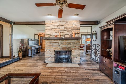 Tiny photo for 731 E Gartner Road, Naperville, IL 60540 (MLS # 12601095)