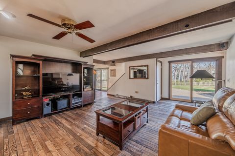 Tiny photo for 731 E Gartner Road, Naperville, IL 60540 (MLS # 12601095)