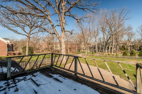 Tiny photo for 731 E Gartner Road, Naperville, IL 60540 (MLS # 12601095)