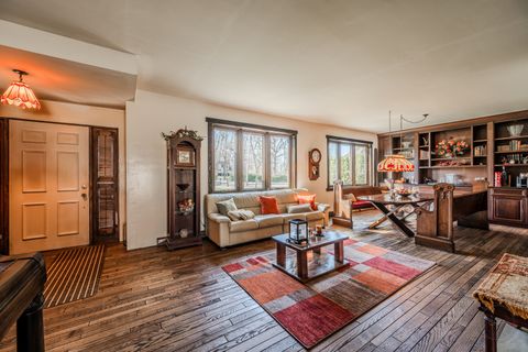 Tiny photo for 731 E Gartner Road, Naperville, IL 60540 (MLS # 12601095)