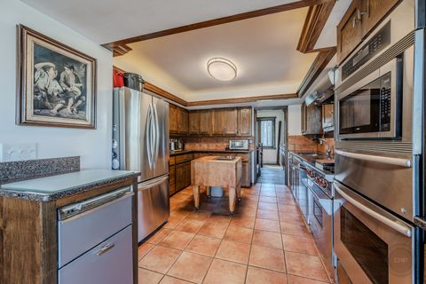 Tiny photo for 731 E Gartner Road, Naperville, IL 60540 (MLS # 12601095)