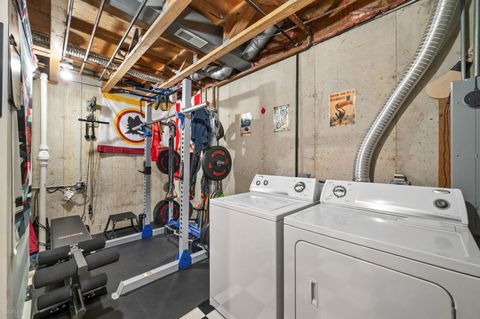 Tiny photo for 2820 N Greenview Avenue #B, Chicago, IL 60657 (MLS # 12625034)