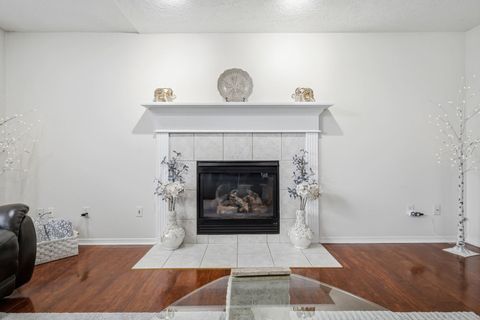 Tiny photo for 1314 Cashel Drive, Bloomington, IL 61704 (MLS # 12676498)