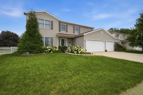 Tiny photo for 1314 Cashel Drive, Bloomington, IL 61704 (MLS # 12676498)